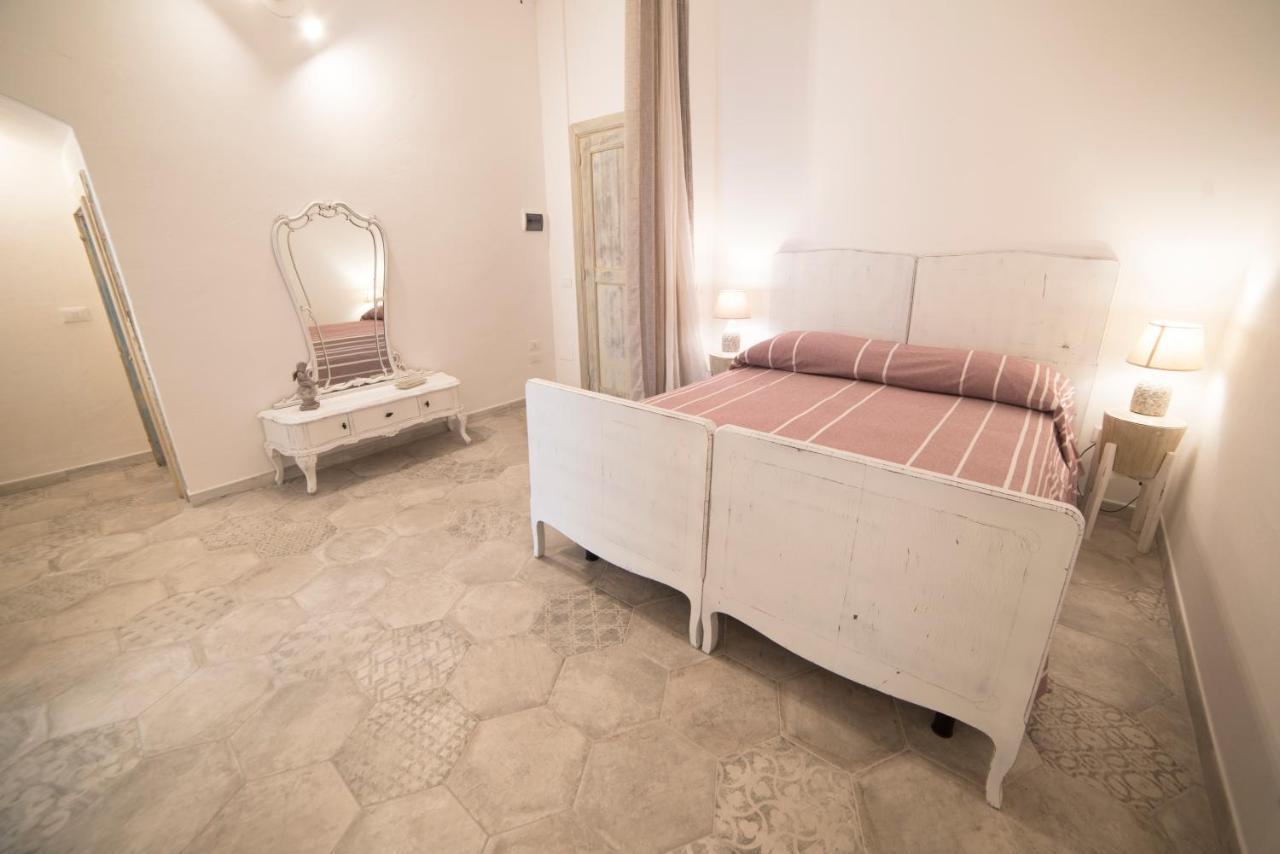 Aria Di Vico Aparthotel ヴィーコ・デル・ガルガーノ エクステリア 写真