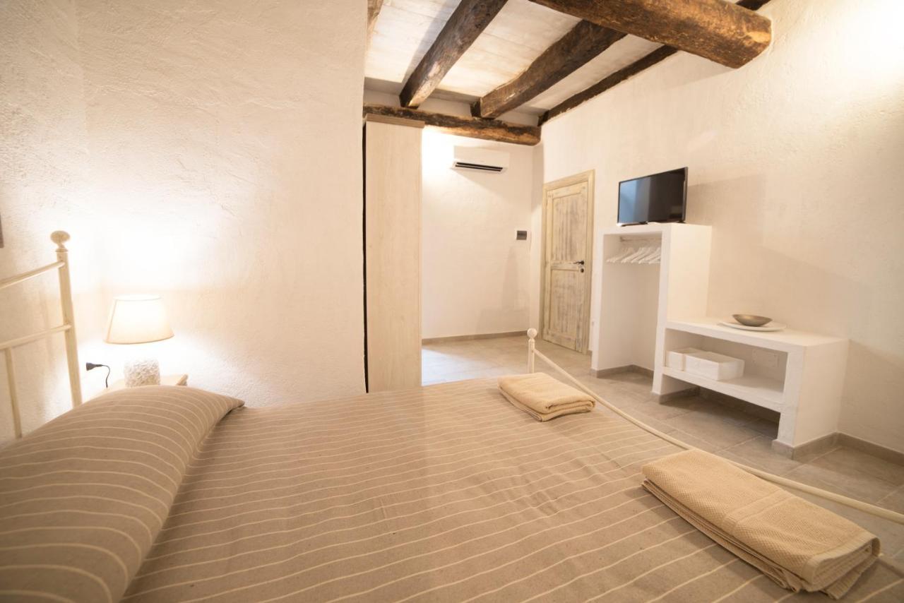 Aria Di Vico Aparthotel ヴィーコ・デル・ガルガーノ エクステリア 写真