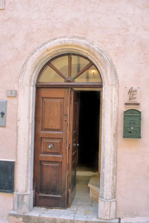 Aria Di Vico Aparthotel ヴィーコ・デル・ガルガーノ エクステリア 写真
